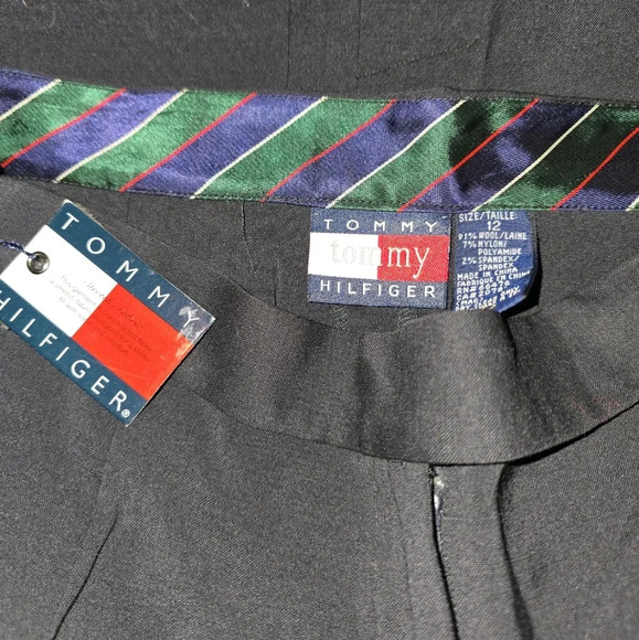 Womens Tommy Hilfiger,  size 12 navy skirt, NEW WITH TAGS!! - Picture 3 of 3
